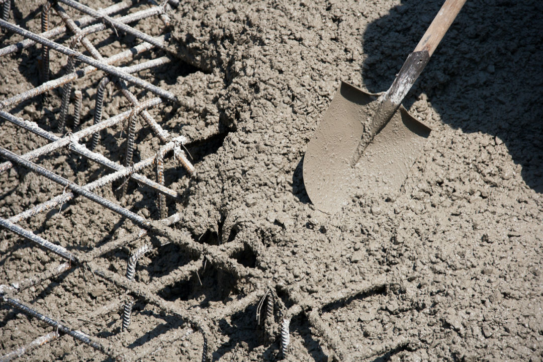 敲承重墙导致房子裂开怎么处理,承重墙被破坏了房子会塌吗