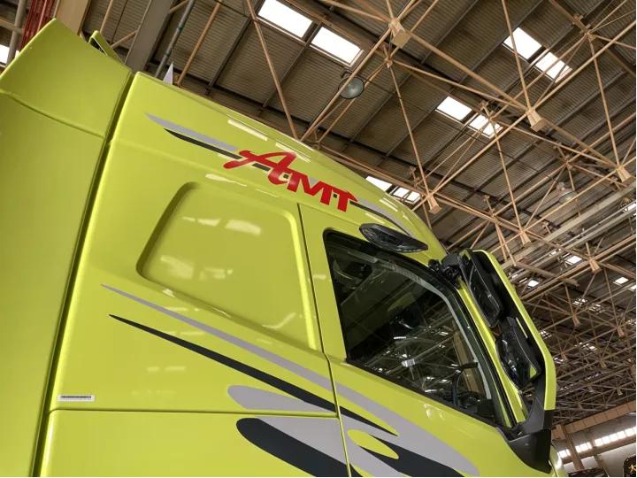 大运重卡v9自动挡操作方法,大运v9重卡新款内饰