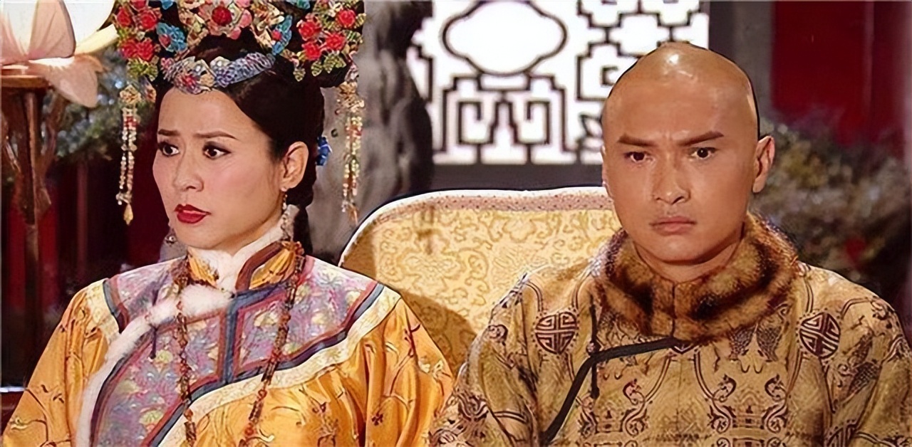 雍正驾崩弘历登基改国号康熙,雍正皇帝驾崩传位给四阿哥弘历