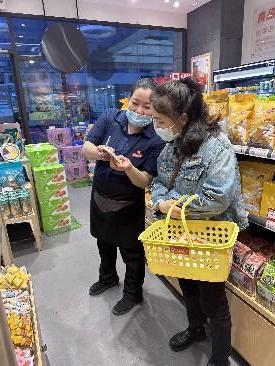 每年吸引2亿人次进店！除了买零食，良品铺子竟然还能提供这些！