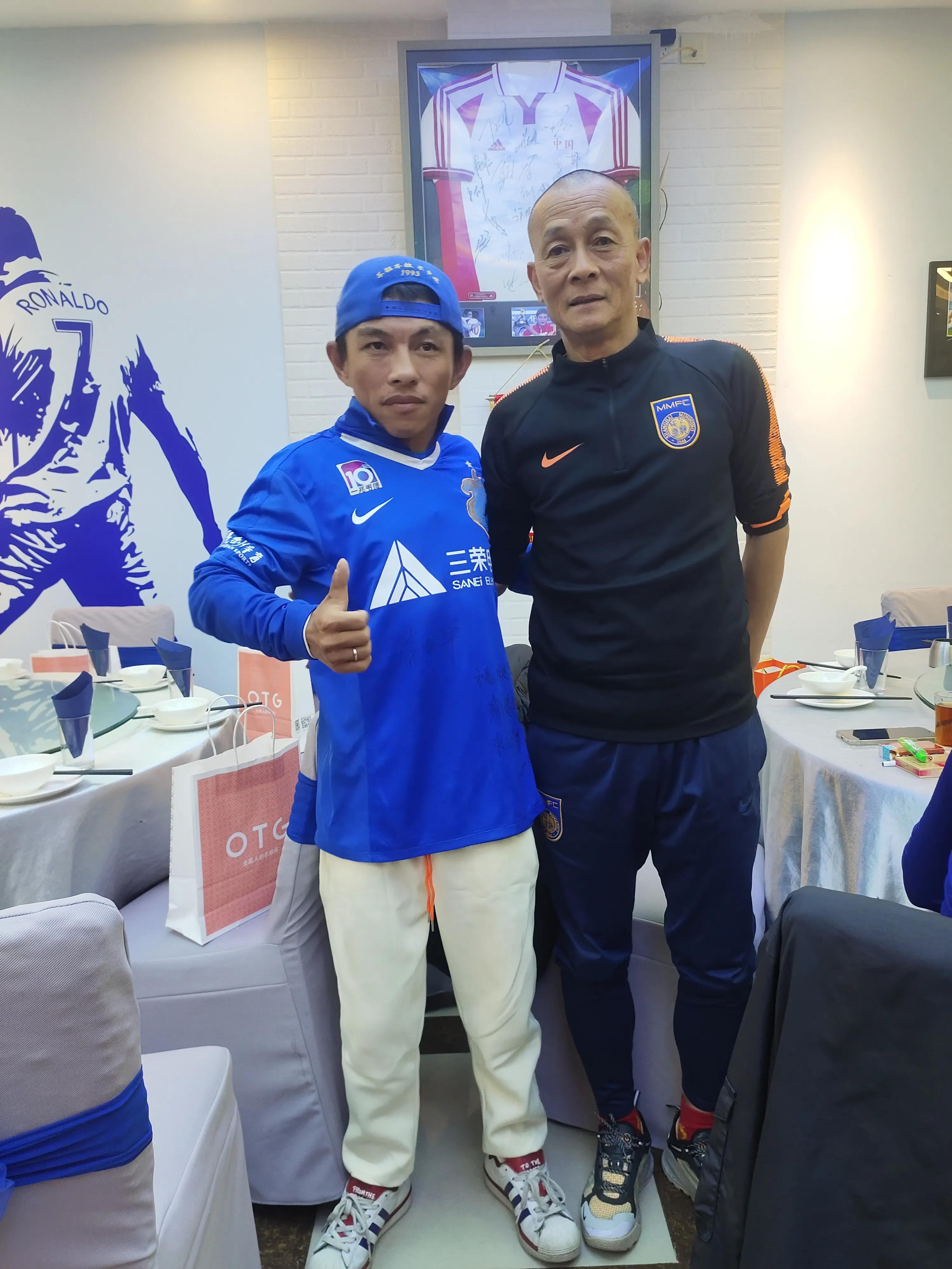 上海申花李中华,上海球员李中华