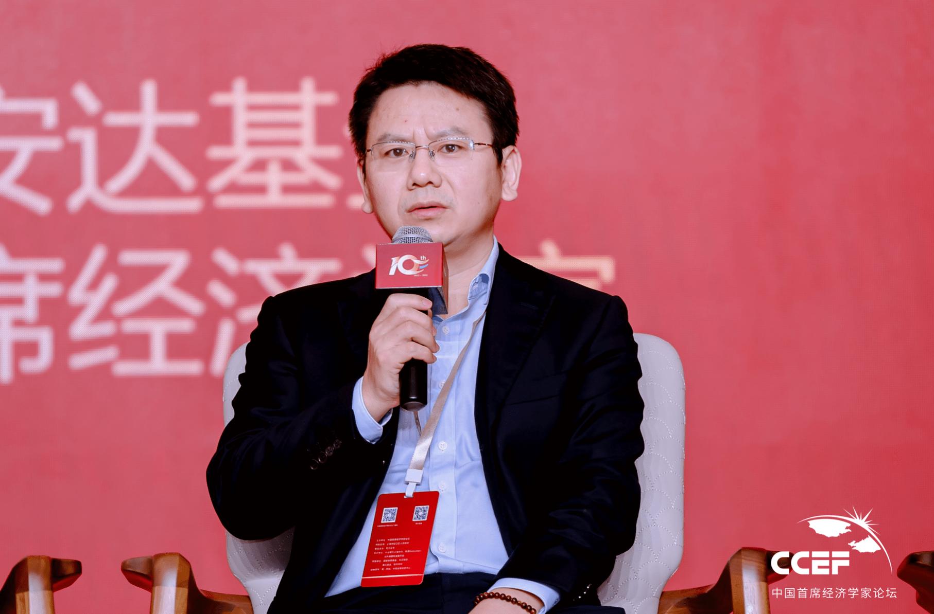 郑良海：年轻人毕业后在家考研或没有就业，会拖累一个家庭的消费