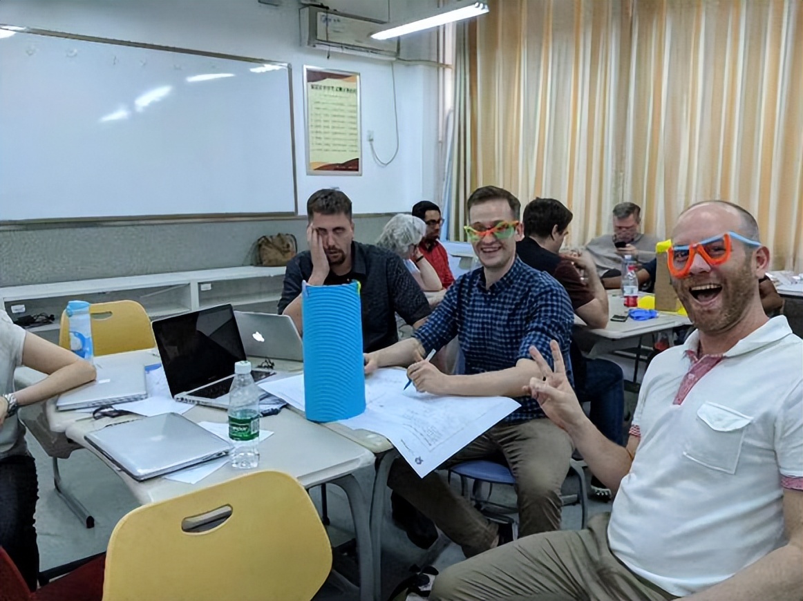 这所人附系学校，凭啥成为“小萌新”的梦中情校？秘密看这儿——