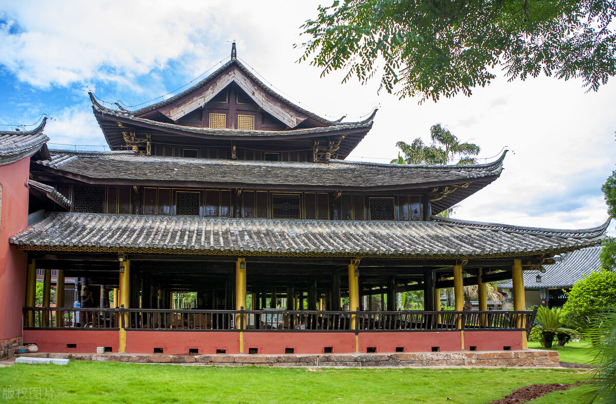 西双版纳和大理房价对比,西双版纳和海南的房价哪个好