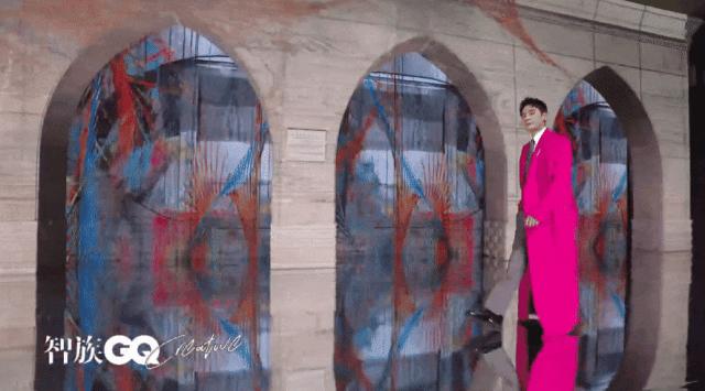 杨颖李沁look,杨幂baby李沁同时驾驭紫色