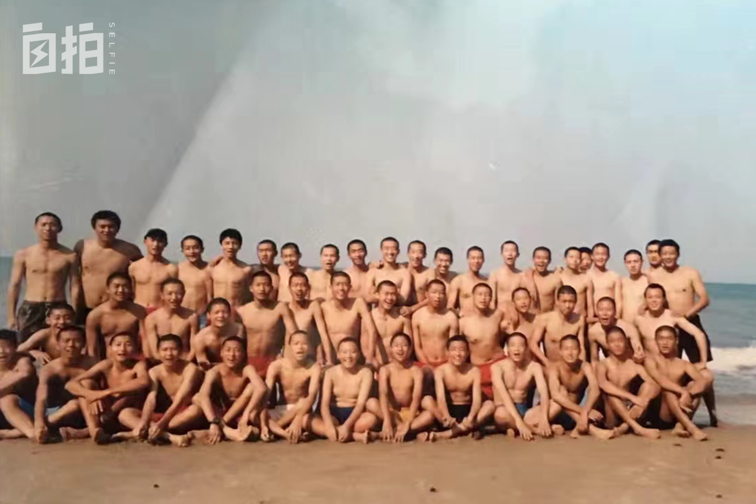 17岁开始踢职业足球还晚吗,我从几岁开始踢足球