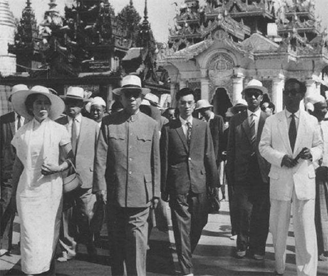 2006年王光美临终之际，子女问她还有何未了心愿，王光美：花明楼