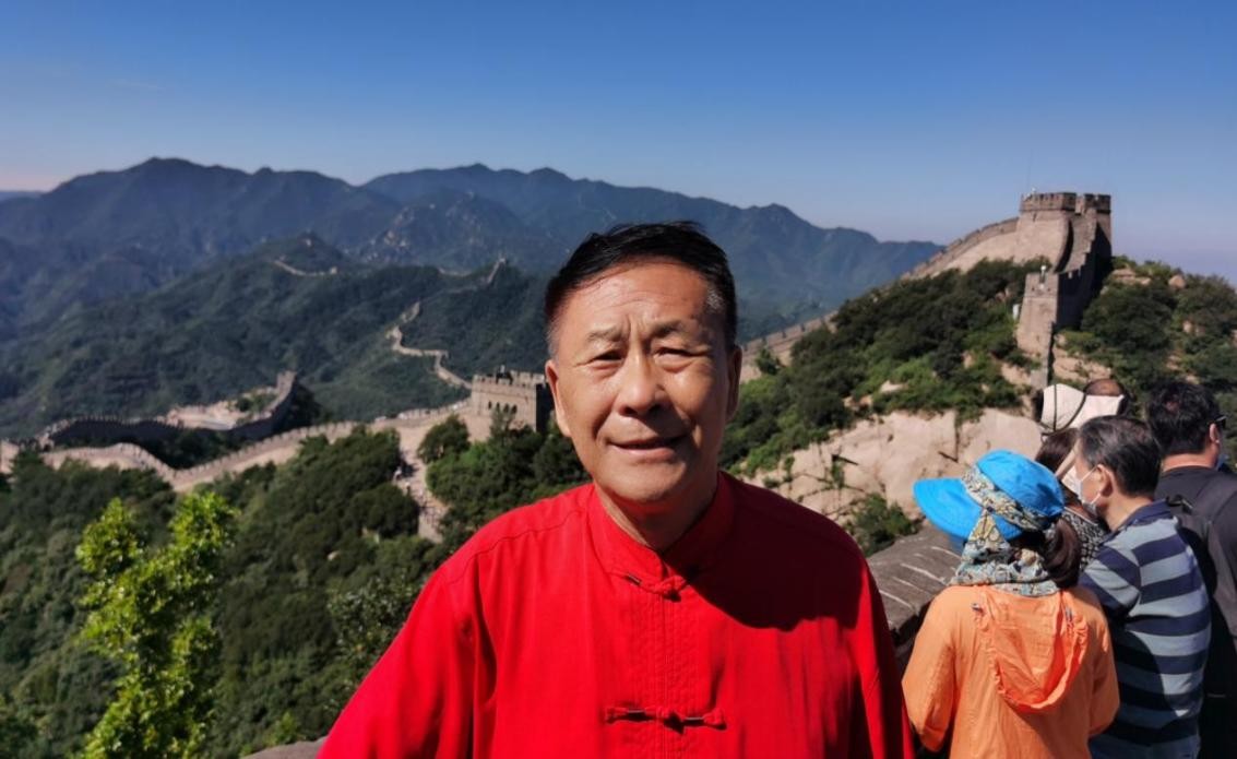 登八达岭长城游记,赞美登八达岭心情