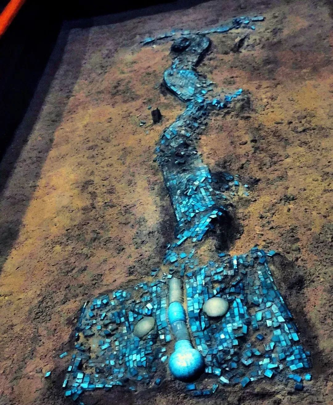 中国出土的两条龙图片,河南出土的中华第一龙