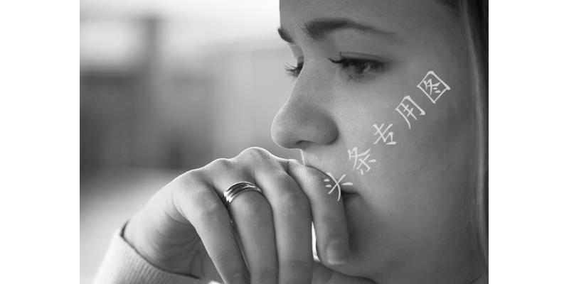 父亲家暴出轨，父母离婚23年，父亲瘫痪后，母亲却和父亲复婚了