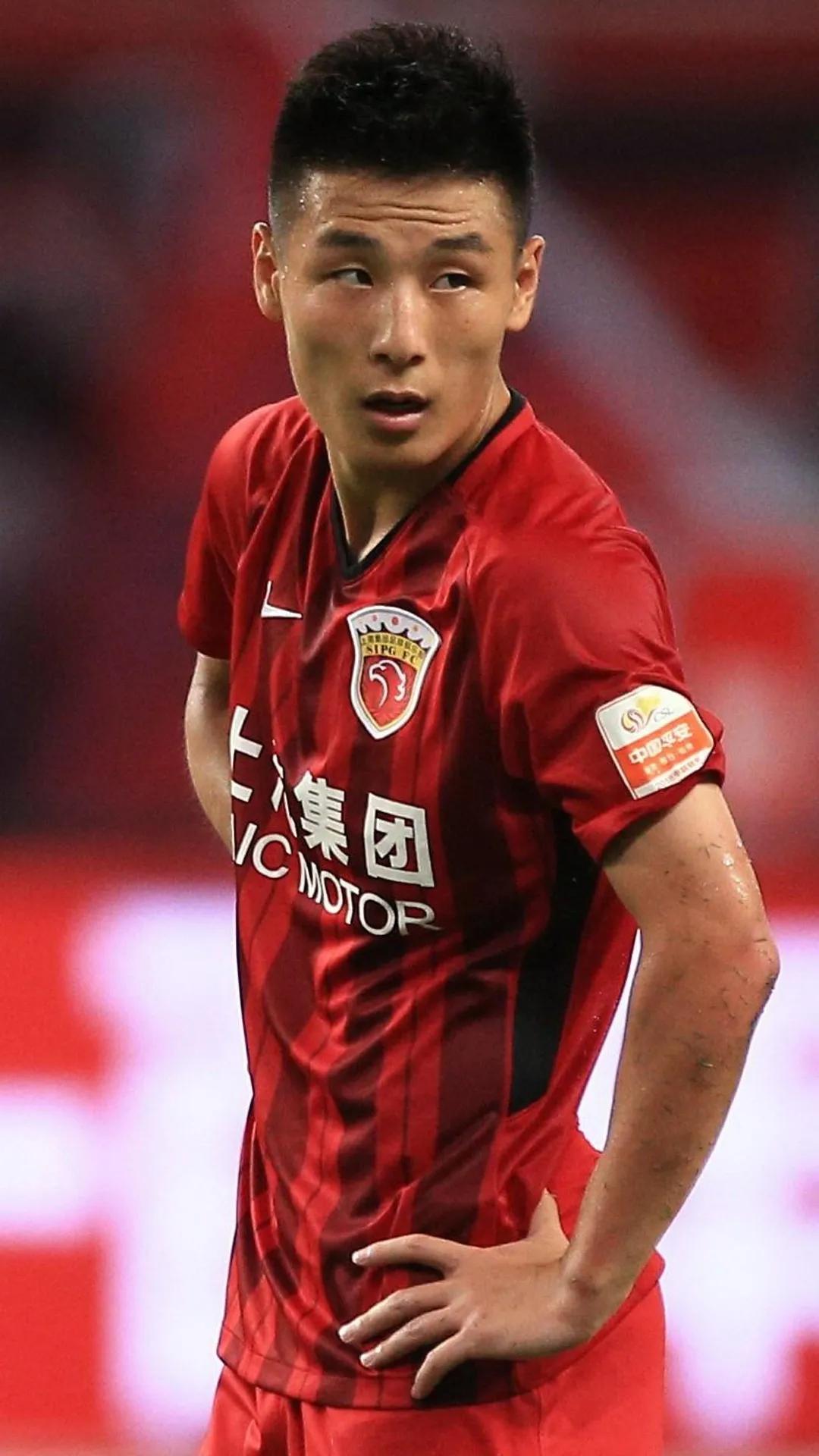 生死战国足首发武磊张玉宁领衔,武磊对比张玉宁