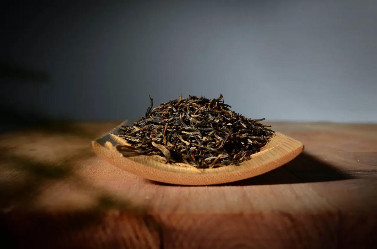 买茶叶在实体店靠谱还是网上靠谱,网购茶叶怎么才能买到正品