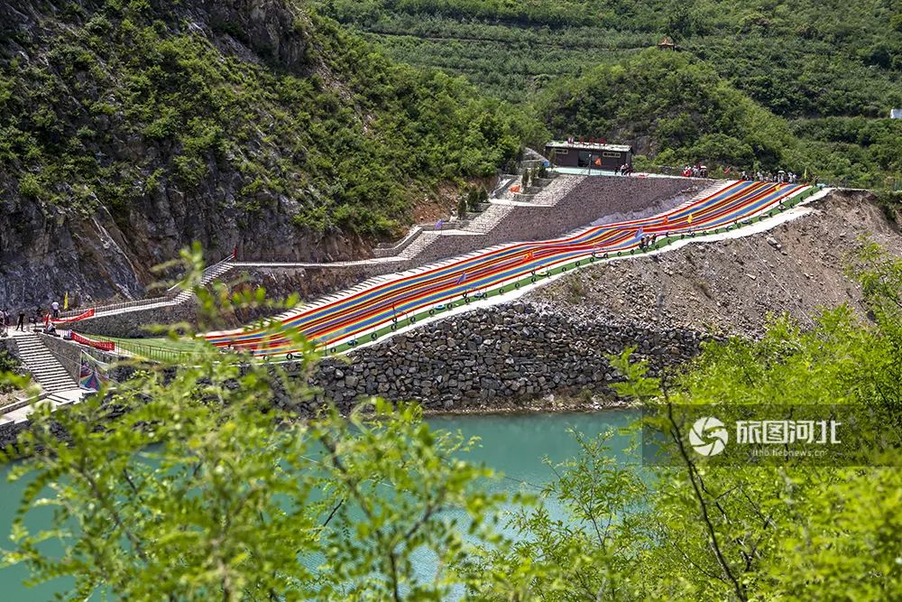 大峡谷一日游推荐,国庆出游指南小众瀑布景观