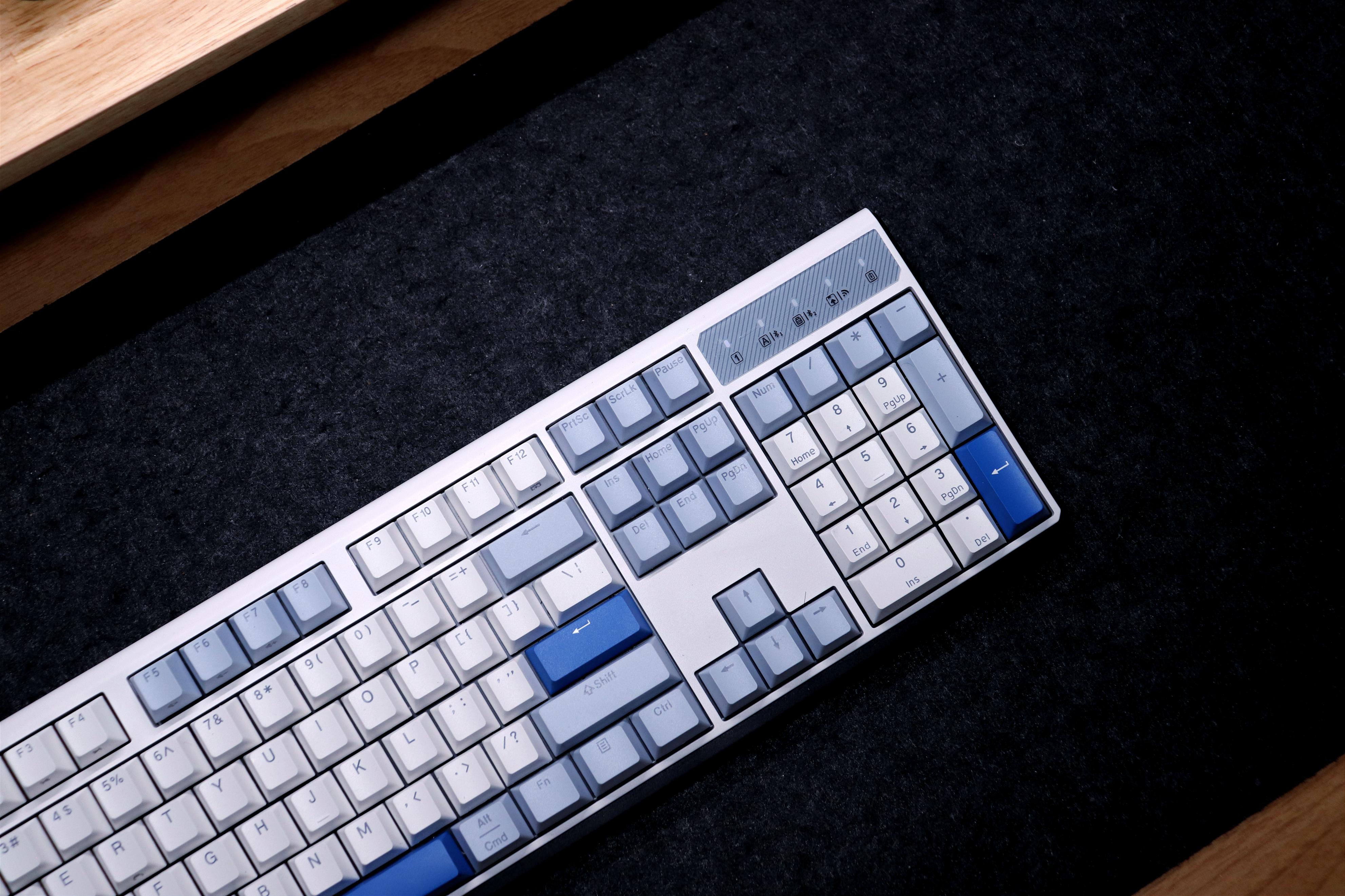 杜伽白泽机械键盘评测,杜伽K610W无线机械键盘