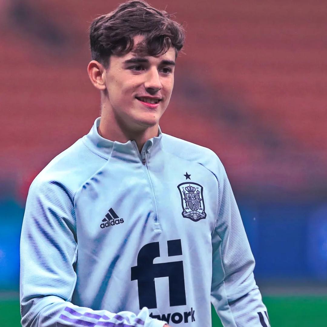 西班牙球星加维：“诸神黄昏”里刮起的“青春风暴”