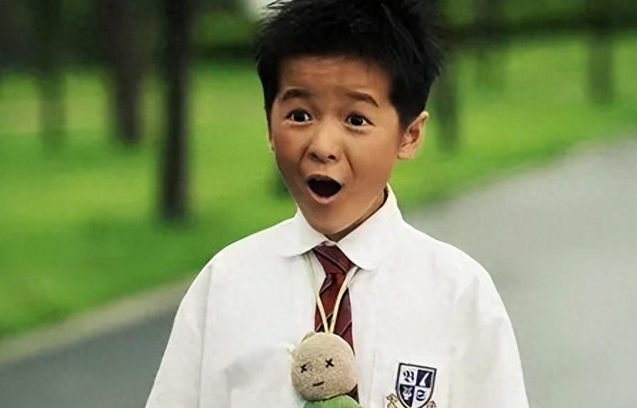 半露*裤内**和下胸？这些女明星派真是把“诱惑”推到了极限