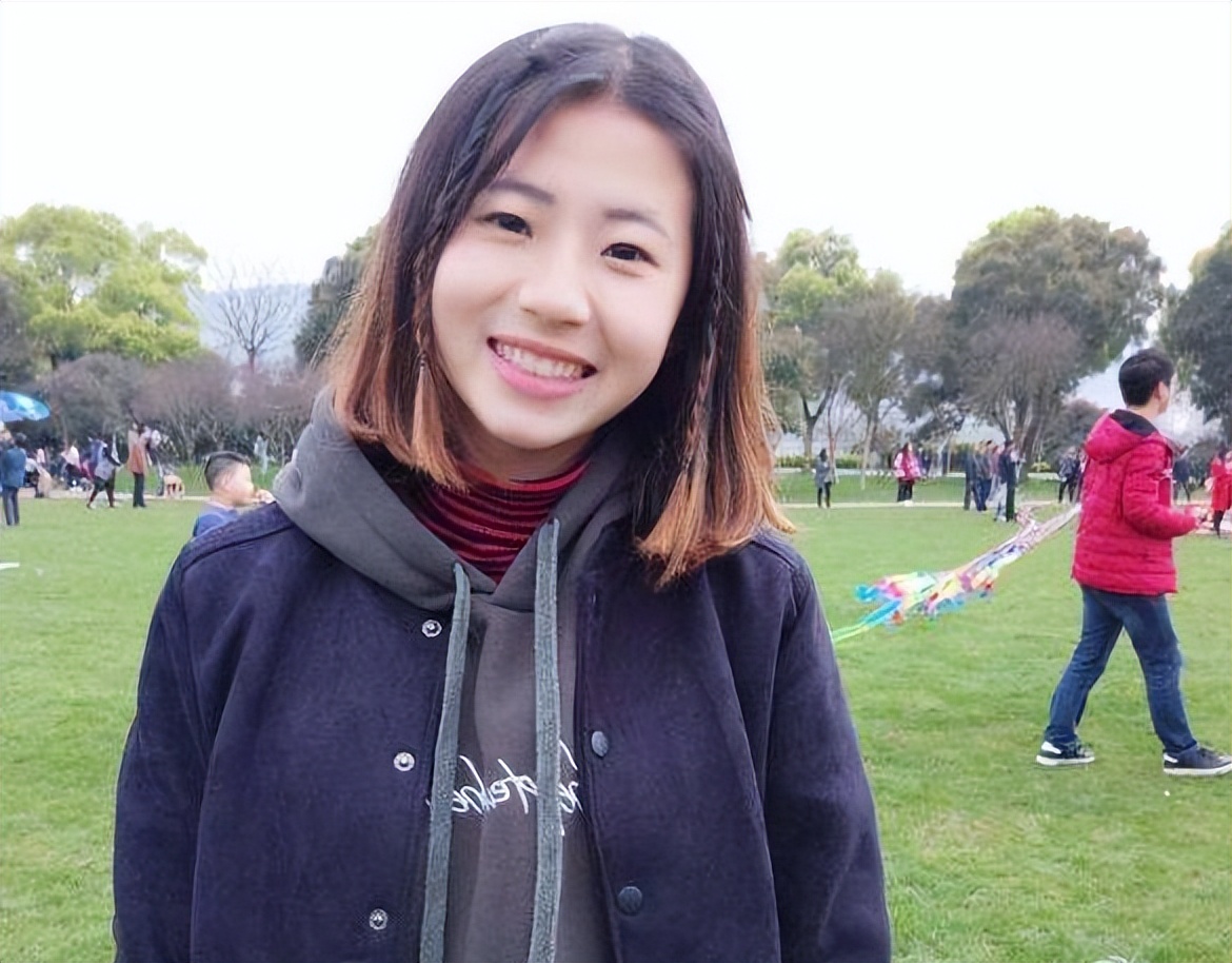 中国女足最新名单及照片,中国女足无人能敌