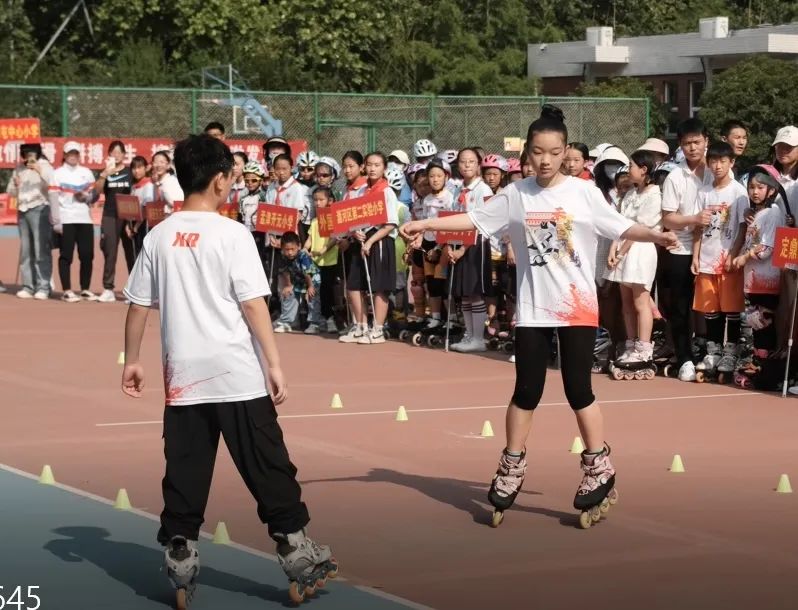 洛阳市奔跑吧少年武术比赛,奔跑吧少年全省轮滑锦标赛