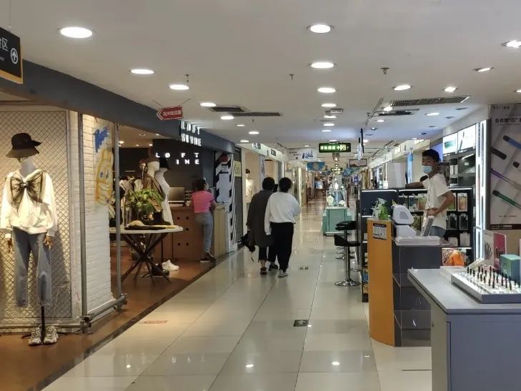 28位乌鲁木齐人的“亚欣回忆录”