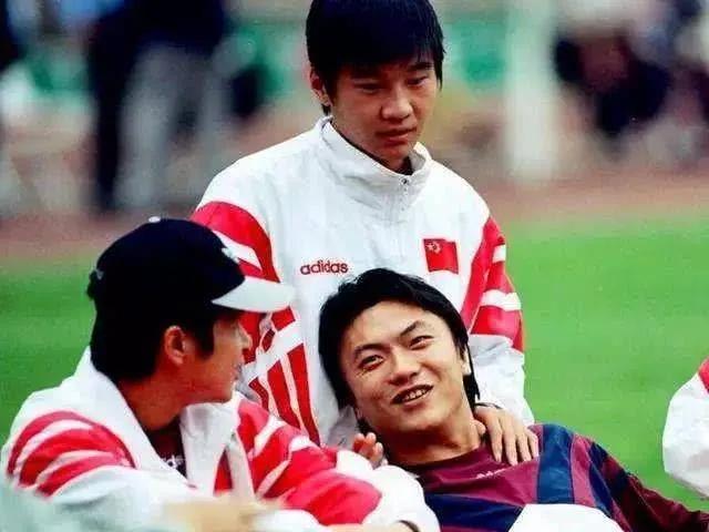 他是北京爷么，没成为老炮，却是四川足球绝对的“袍哥”