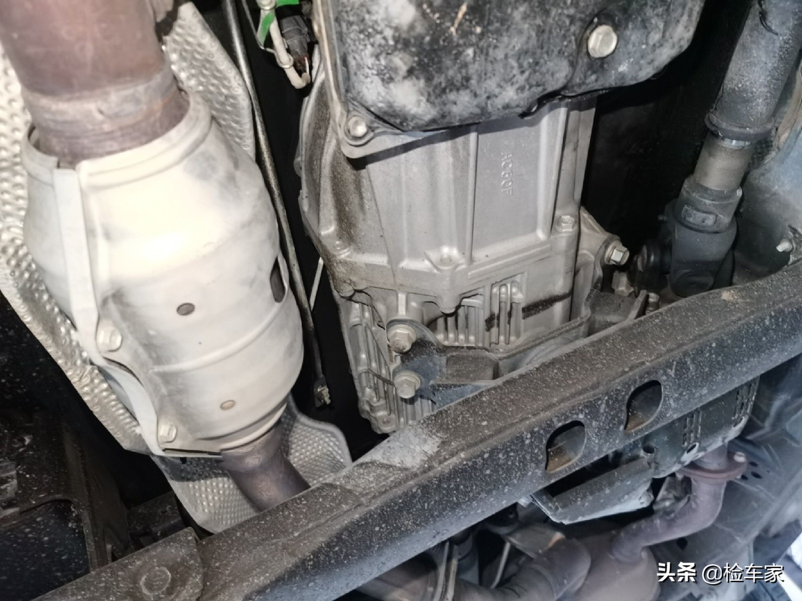 几万块钱老款陆地巡洋舰,30多万能买什么年限的陆地巡洋舰