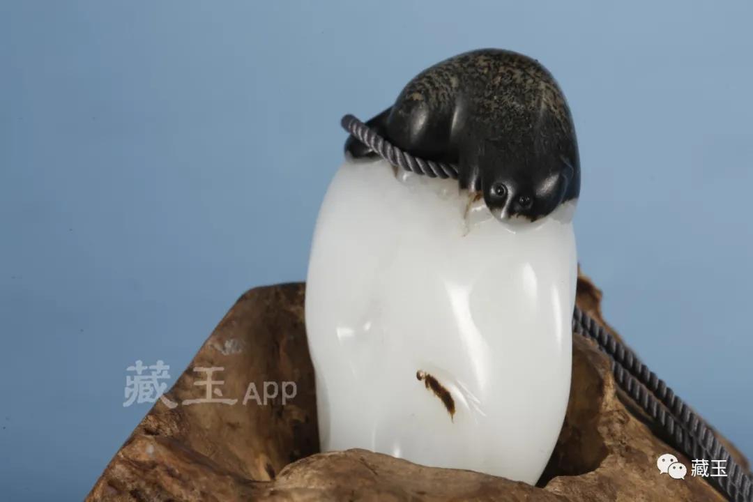 和田玉顶级山料价格表,顶级的和田玉山料是什么样的