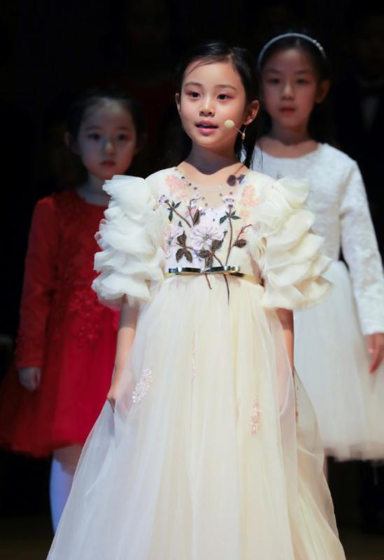 李小璐甜馨现在的情况,李小璐甜馨最新消息