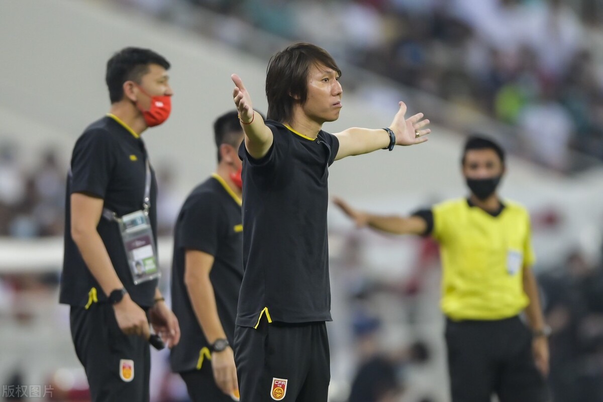 沙特爆冷击败阿根廷，李铁曾带领国足逼平沙特，国足什么水平？