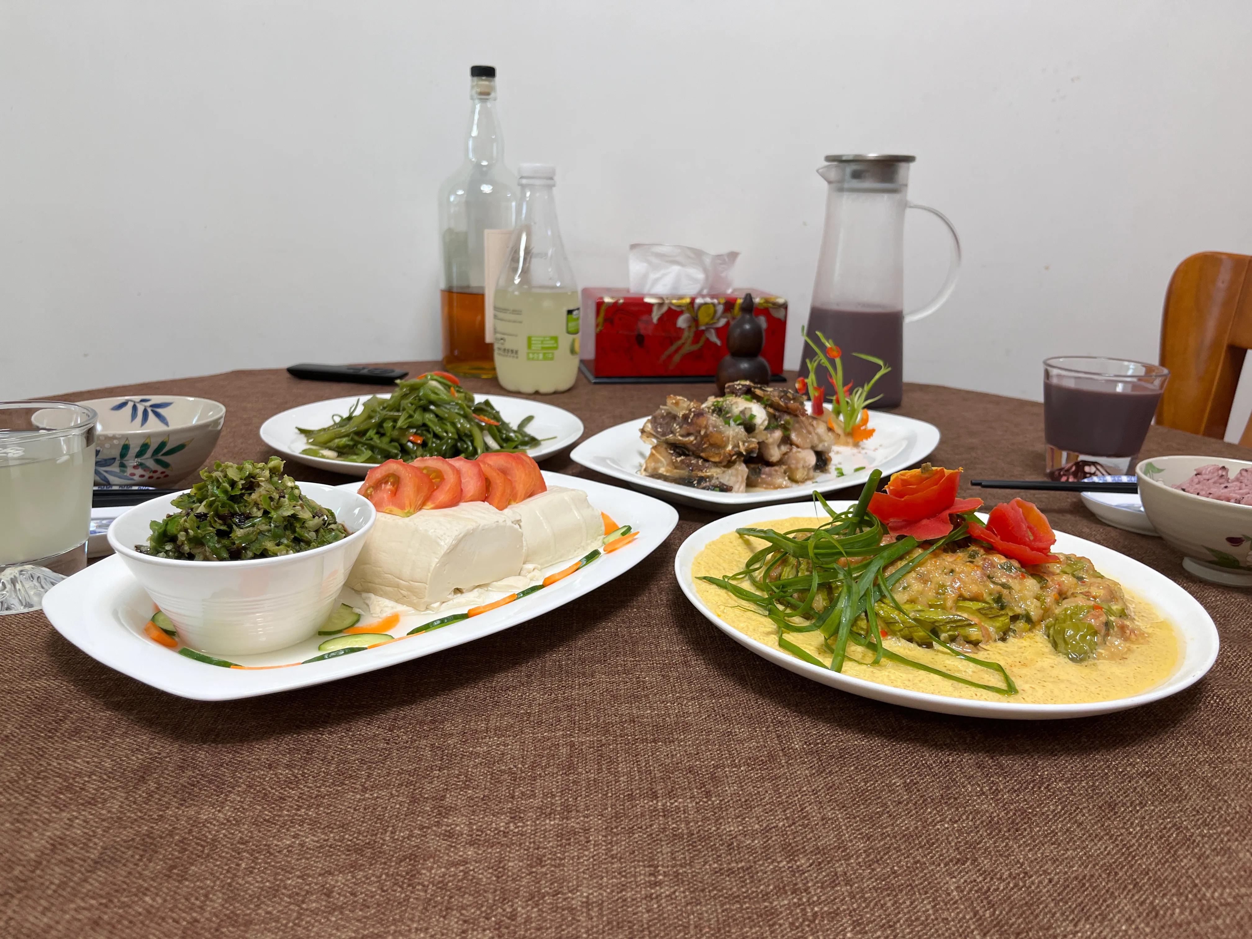 酒糟鱼加煎豆腐做法,鱼头红烧豆腐加辣椒