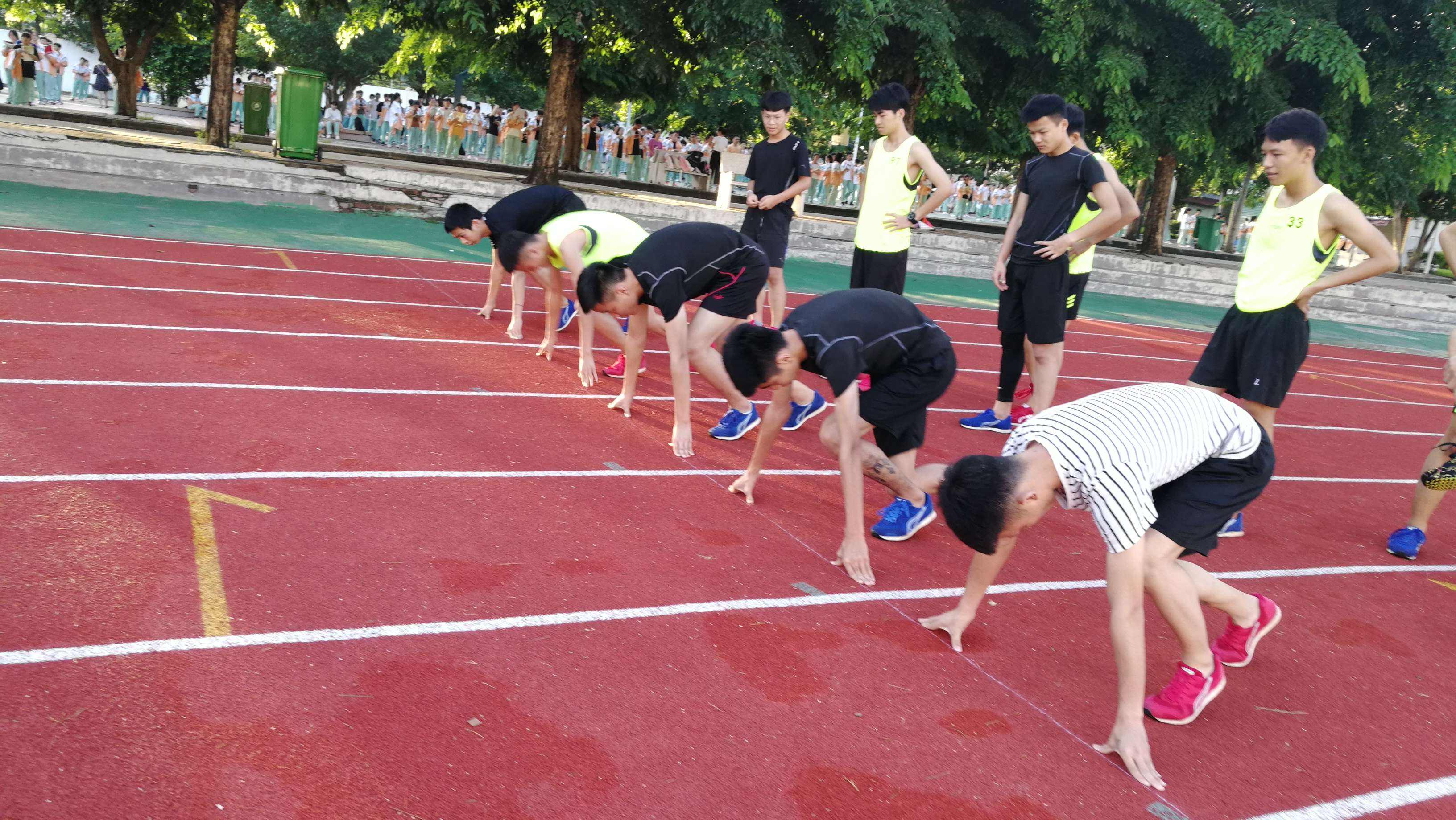 初三成绩不好该考高中怎么办,初中怎样走体育特长生途径