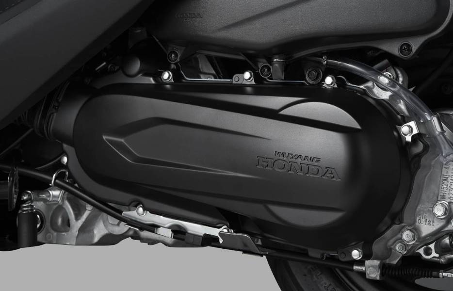 五羊本田nbx小踏板车,五羊本田125踏板对比新大洲本田