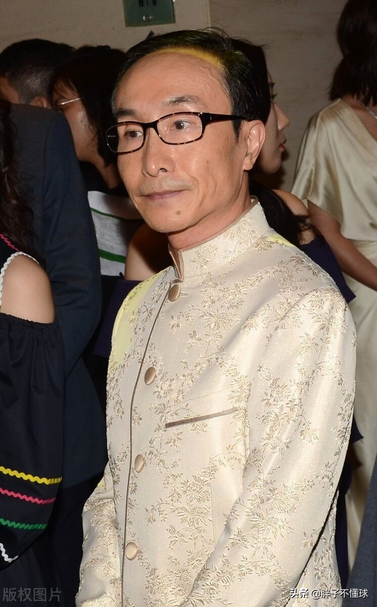 冯潇霆与巩汉林的论战,冯潇霆vs巩汉林成绩对比