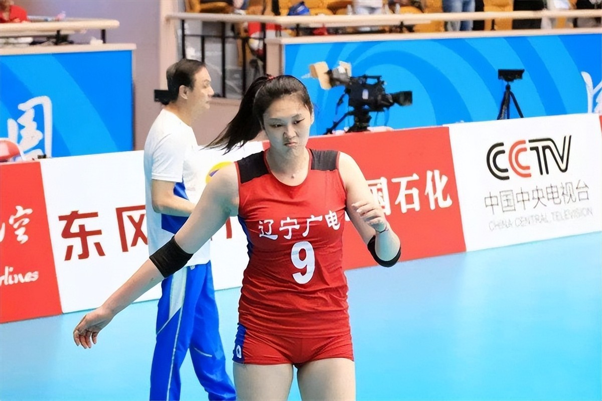 老排球队员王一梅近况,女排重炮手王一梅为何被弃用