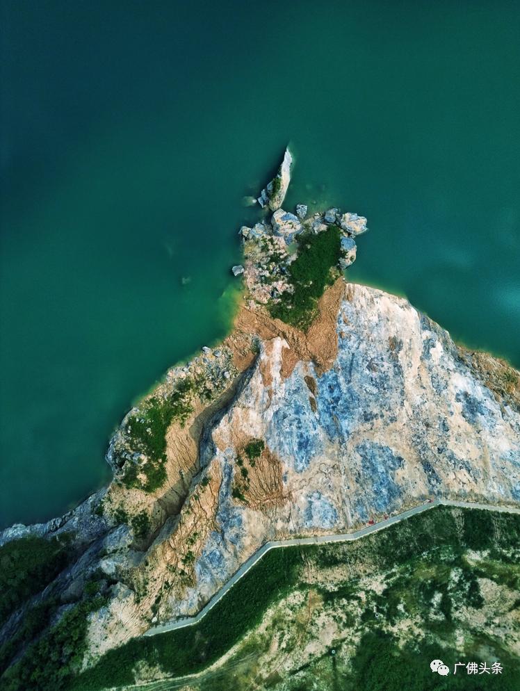 动工！佛山悬崖深潭边建“巨石”地标酒店，视觉震撼，有漂浮泳池……