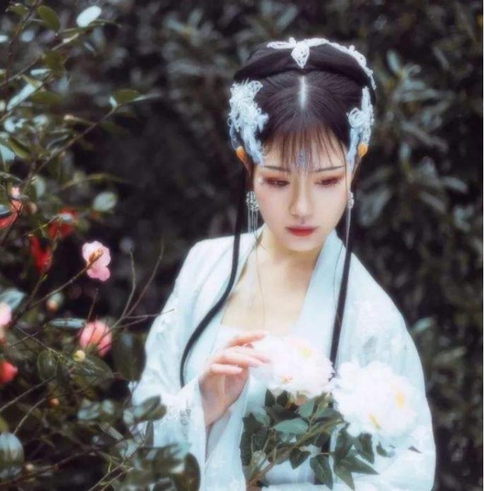 民间故事偷鸡,偷鸡贼民间故事