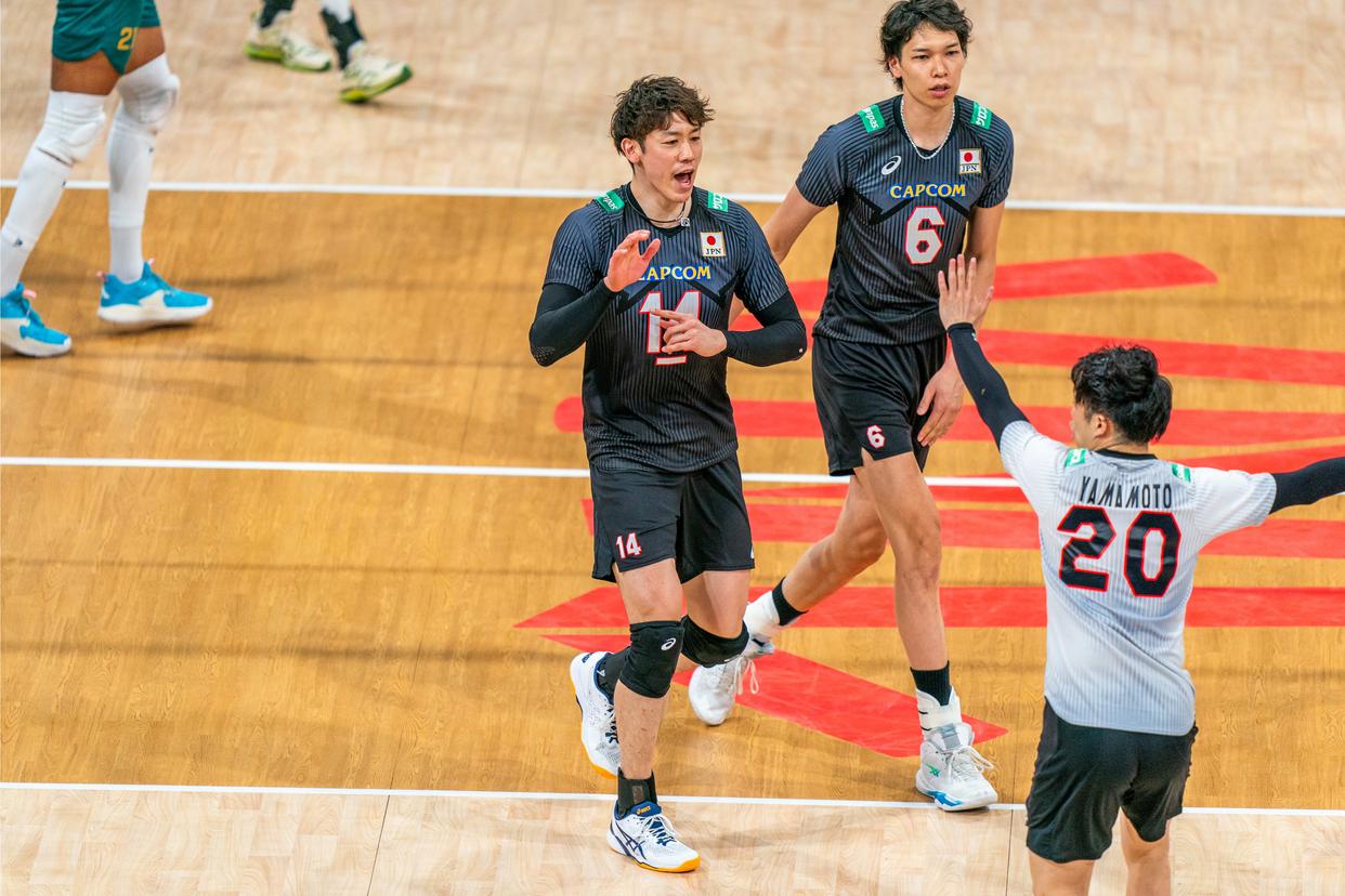 张景胤对轰石川真佑,石川祐希高桥蓝缺阵世界男排联赛