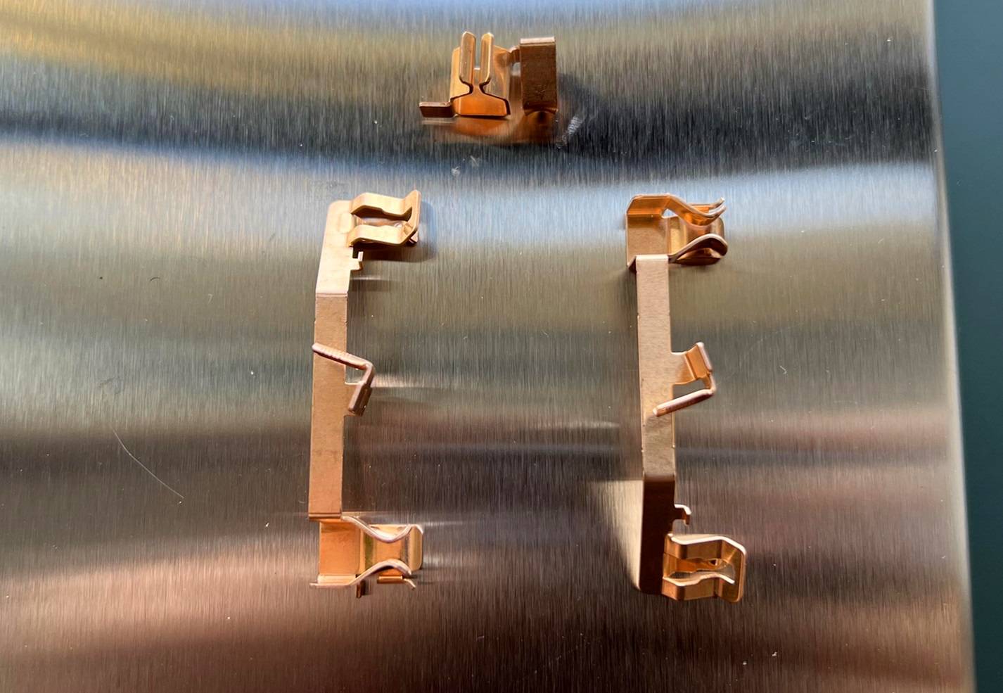 施耐德和西门子开关插座怎么选,施耐德西门子罗格朗公牛开关插座