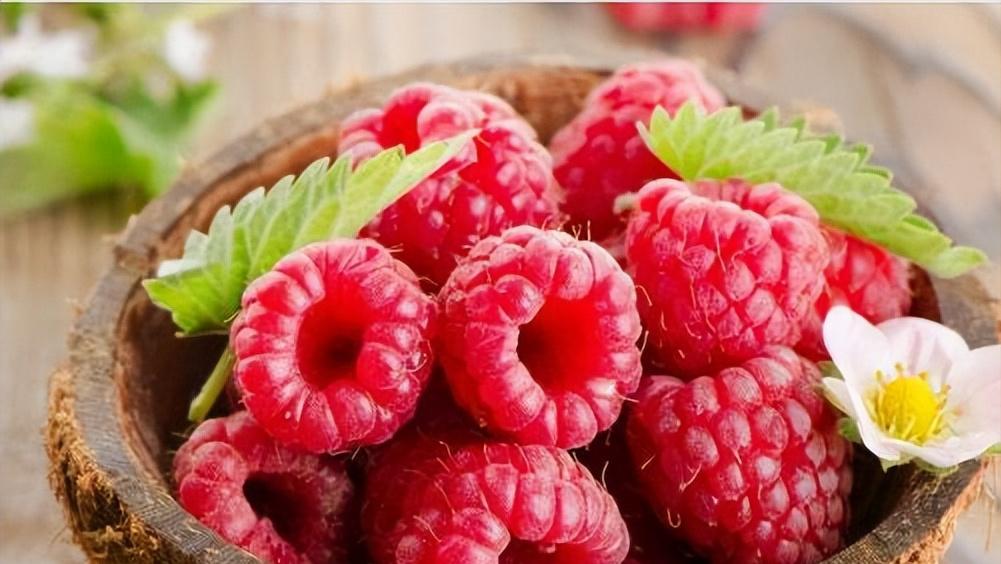 枸杞怎样食用降高血糖,枸杞加什么可以降血糖