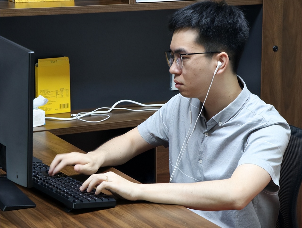 公务员男朋友职业排名,公务员择偶职业排名