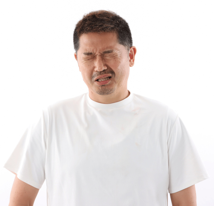 无印良品优衣库白t,优衣库最值得买的3款白色t恤