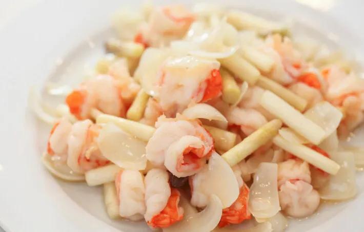 建议中老年别太节俭多吃这五种菜,老年人多吃五种高蛋白食物