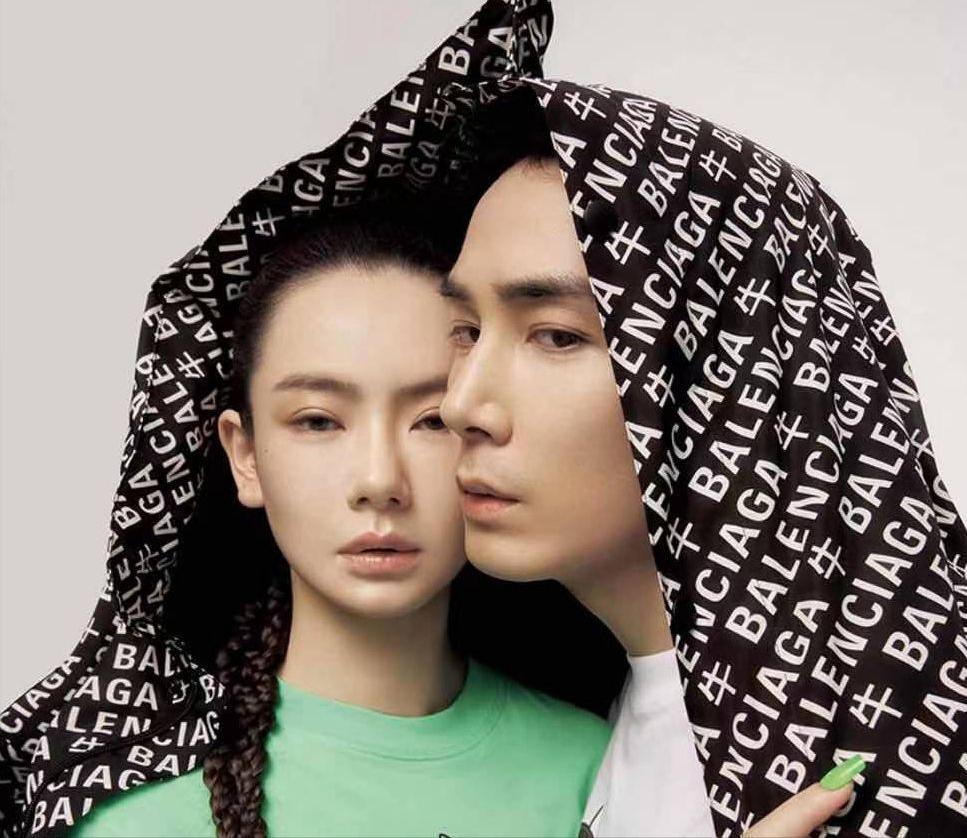 戚薇分享二胎产后首露面照,戚薇自曝产后