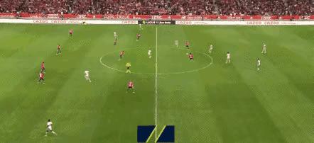 梅西踢后腰居然拿到了7分,梅西踢任意球纪录