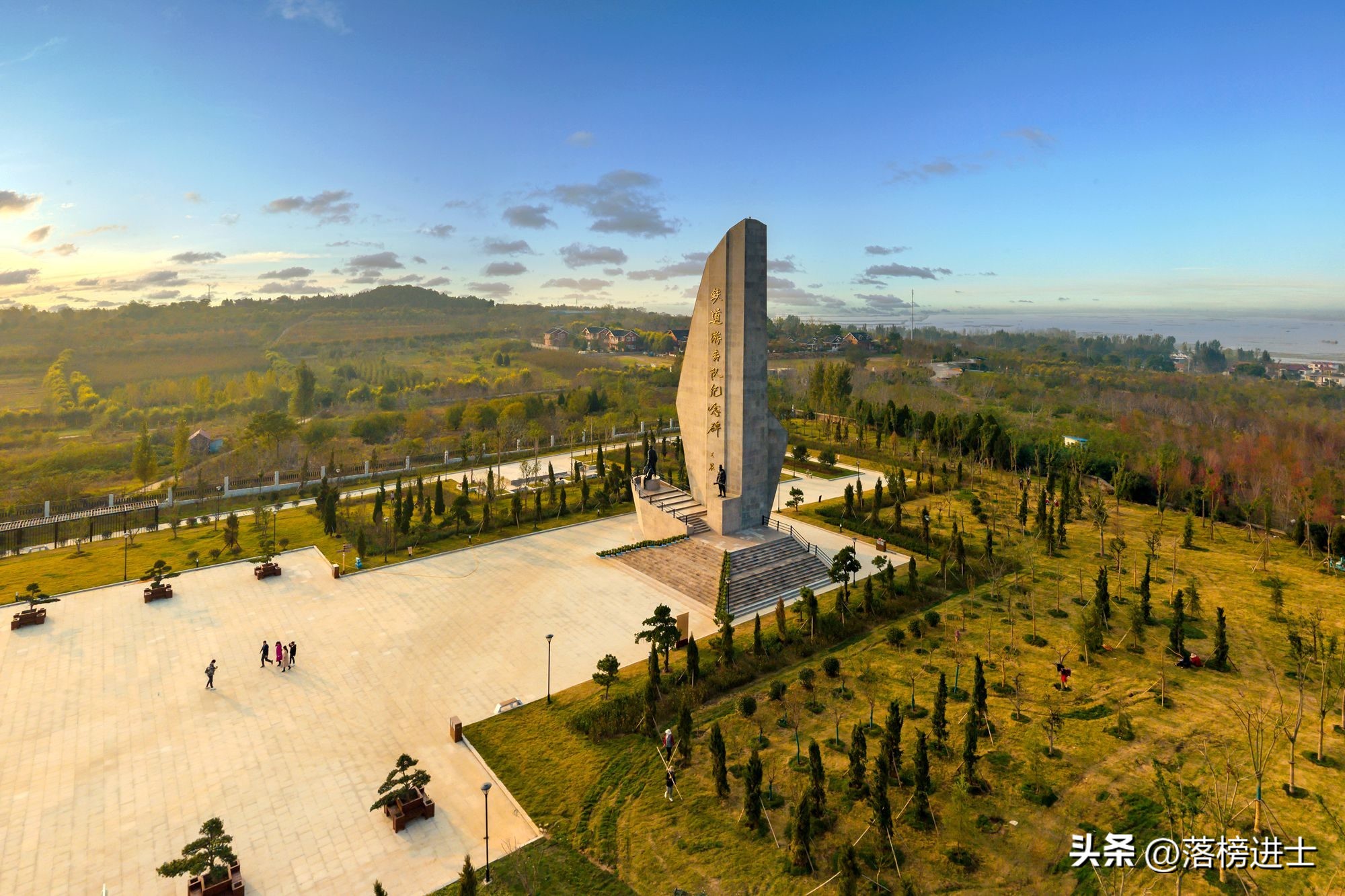 济宁微山湖旅游指南图高清,济宁微山湖包括哪几个湖