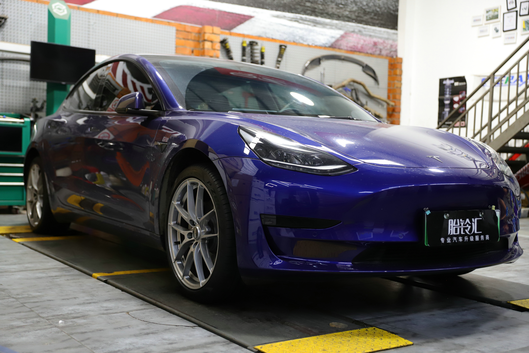 特斯拉model3改装models21寸轮毂,2021特斯拉model3改装案例