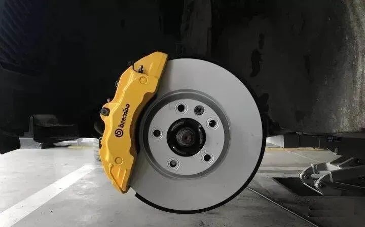 布雷博Brembo卡钳,意大利布雷博陶瓷刹车片