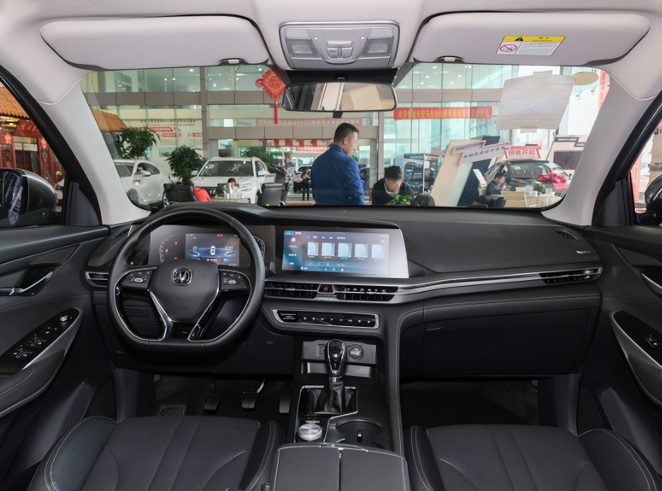 10万左右的新suv选哪个车好,十万左右suv排名长安cs55plus