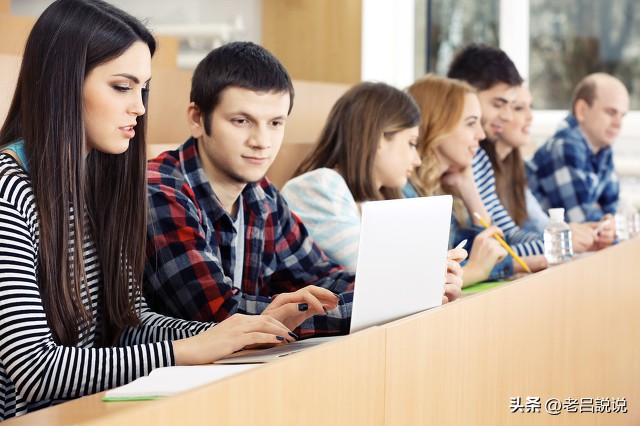 文科生就业前景好收入高的专业,文科专业薪酬最高的