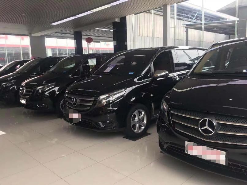 宝马车主要求赔80万,租来的宝马车被索赔20万