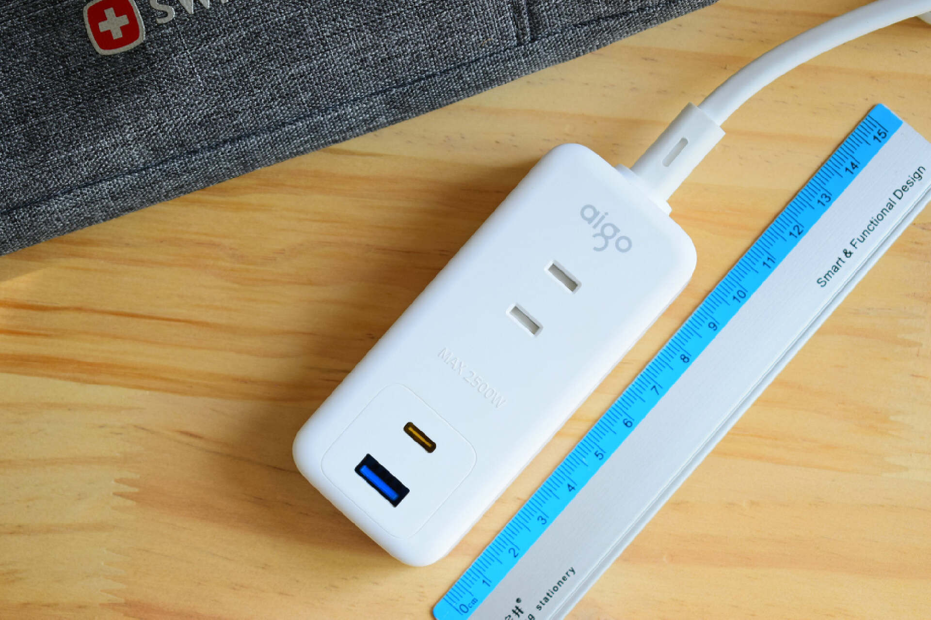 aigo16a插座,aigo电源插座